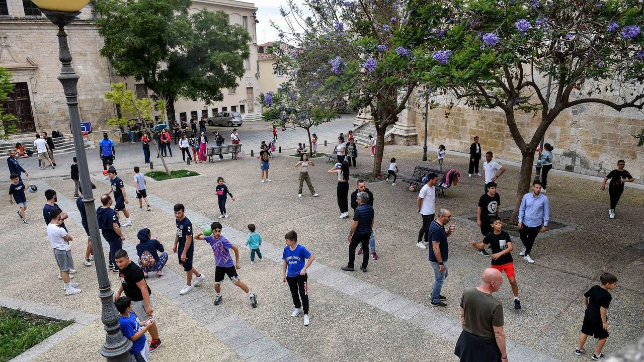 Sassari, i bambini sfidano i campioni di Torres e Dinamo Women