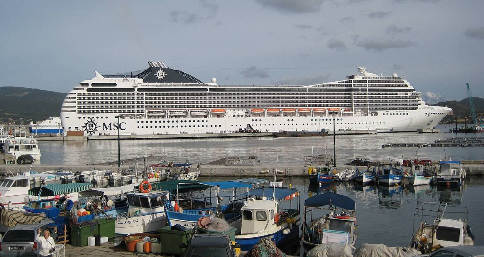 La Maddalena, via libera alle navi da crociera nell’arcipelago. Ma non per tutte