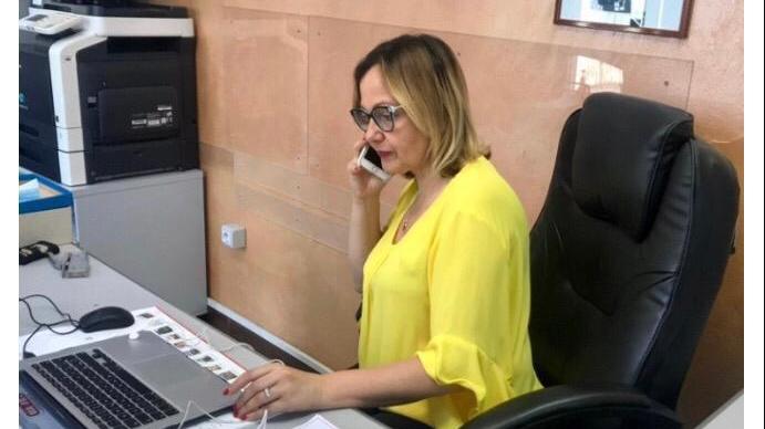 Roberta Innocenti nel suo ufficio