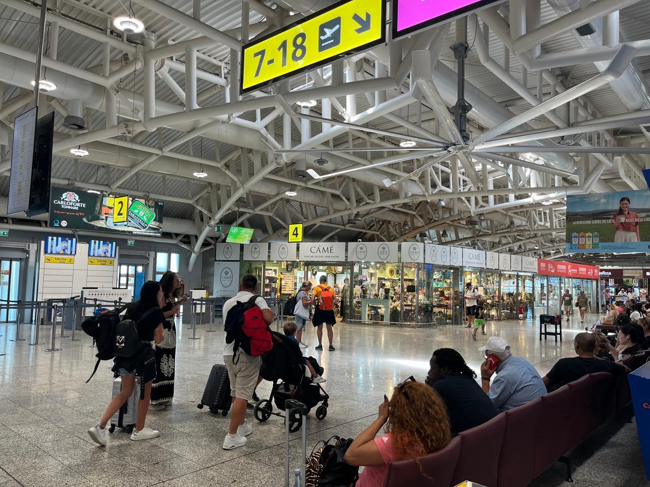 
	Aeroporto&nbsp;di Elmas&nbsp;(foto Rosas)

