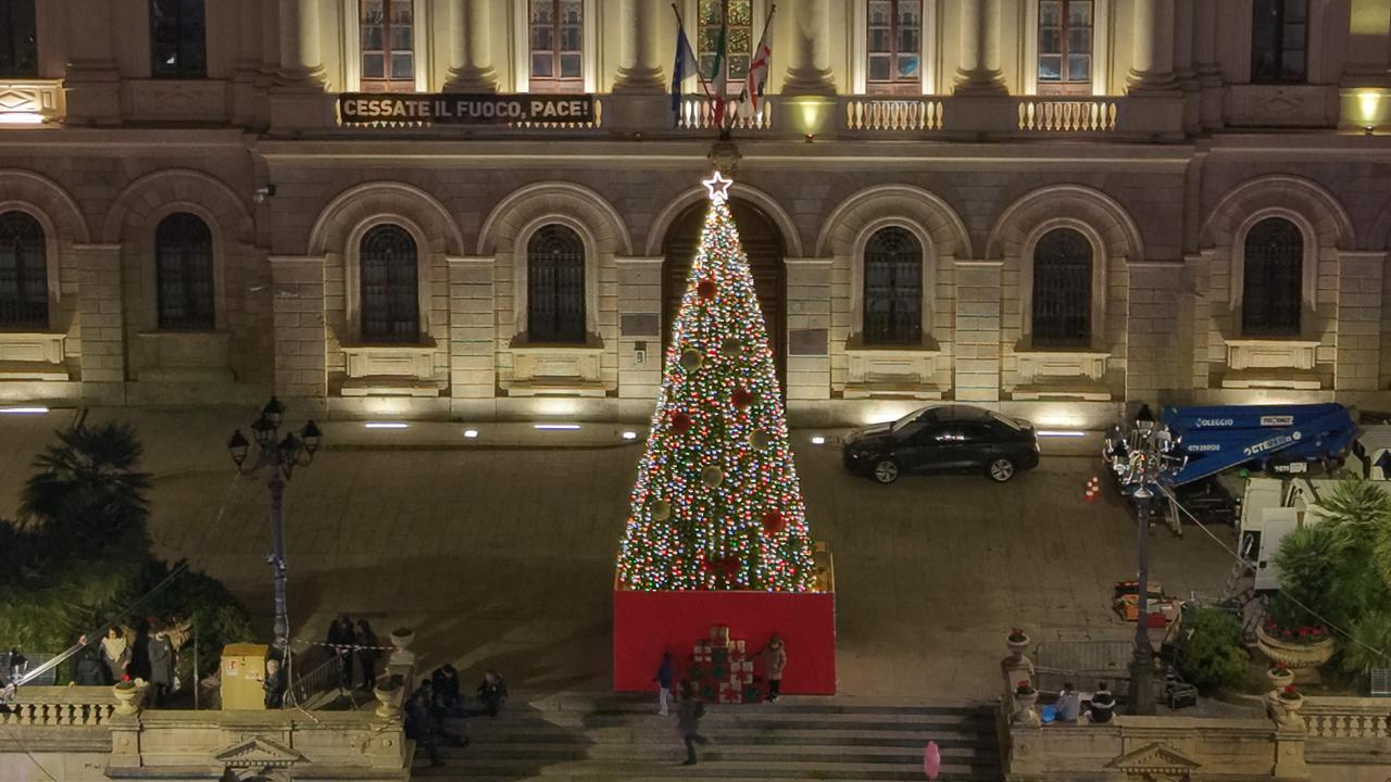 Sassari, in piazza d’Italia la magia delle Janas e degli elfi