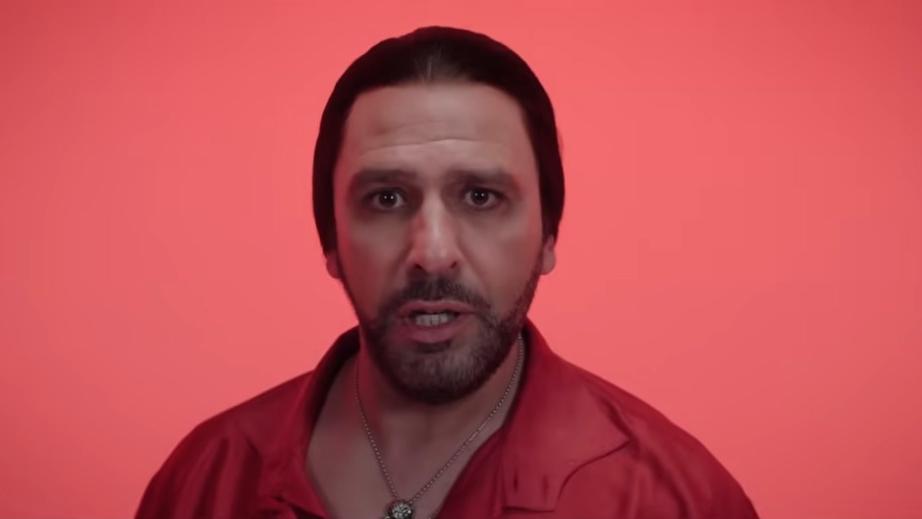 Il nuovo brano di Natale di Checco Zalone: «Prostata inflamada»