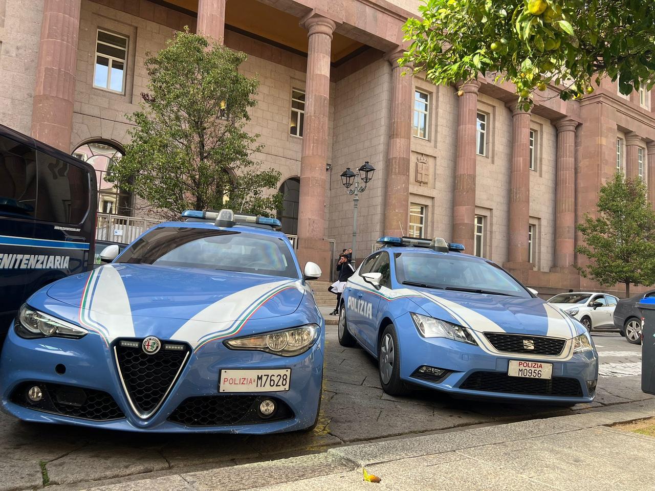 Sassari, cocaina in tasca e in casa: arrestato