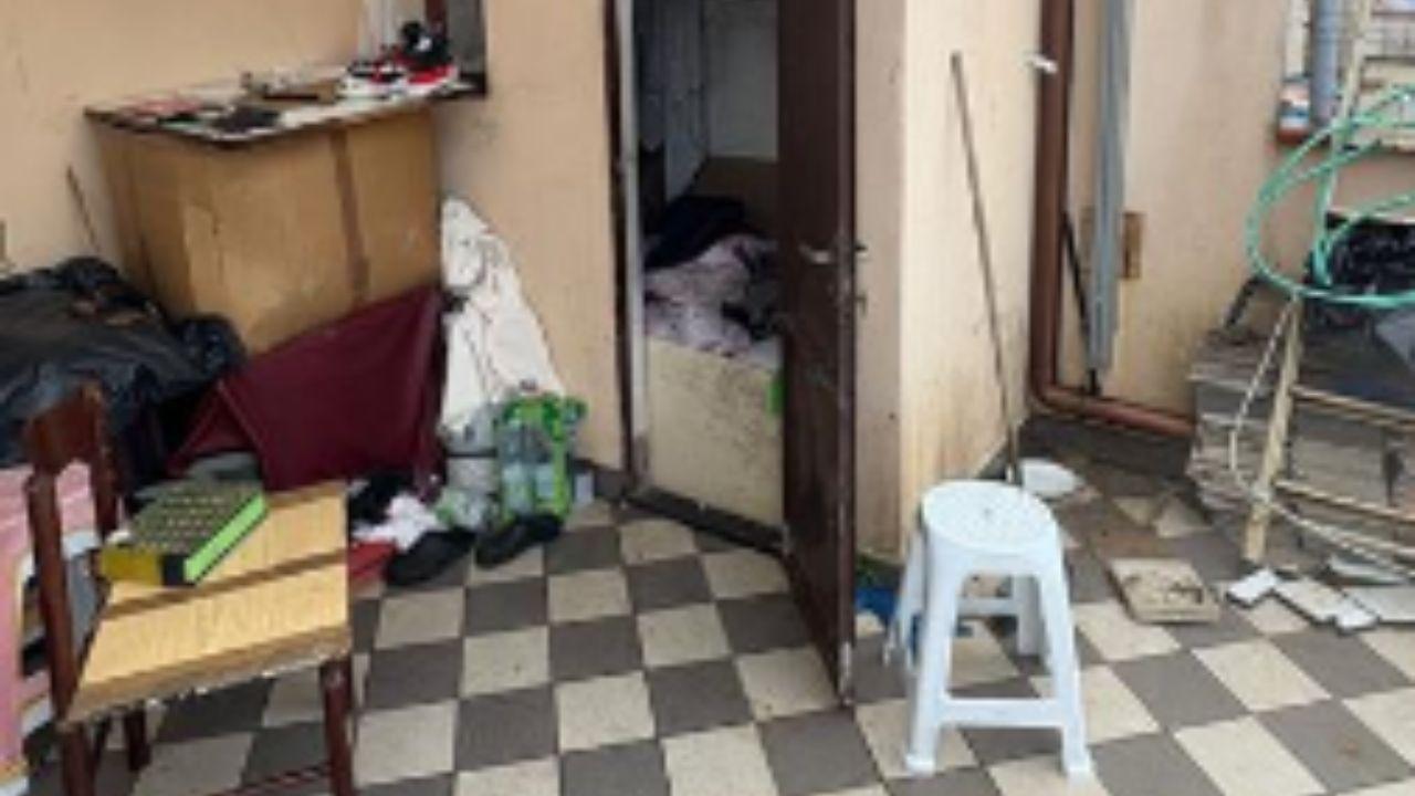 Il dormitorio abusivo