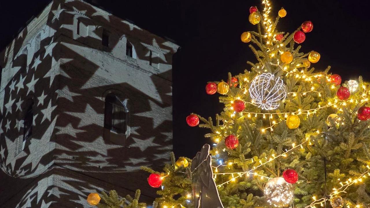 Adventus, festival della piva e la maratona alla ricerca di Babbo Natale: Reggio Emilia si accende per le feste