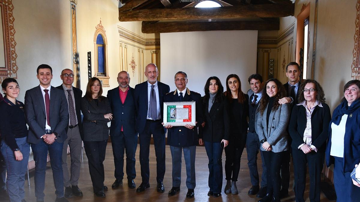 Per 18 anni a capo della Digos di Reggio Emilia, il dirigente Lucio Di Cicco va in pensione