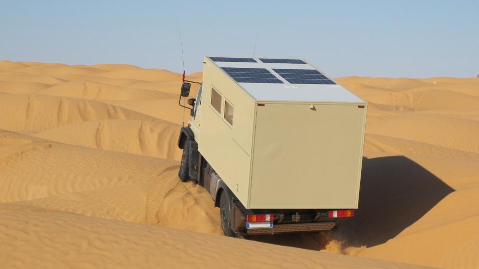 Enecom, pannelli solari innovativi che conquistano il mondo