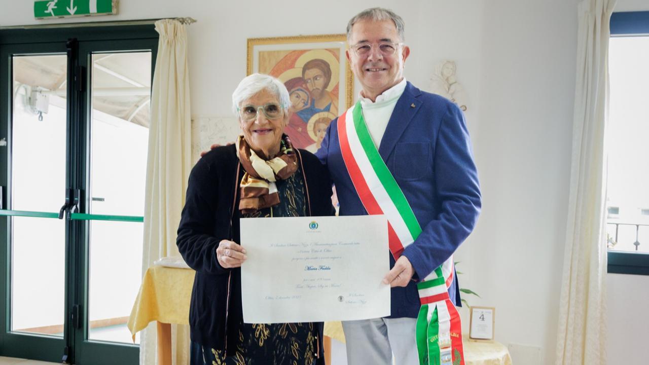 Olbia, la storica maestra Maria Fadda compie cento anni