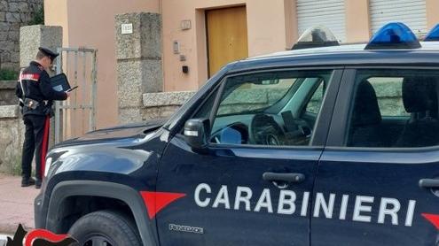 Dichiarò di aver lavorato 450 ore, il medico presunto assenteista pagherà 50 mila euro