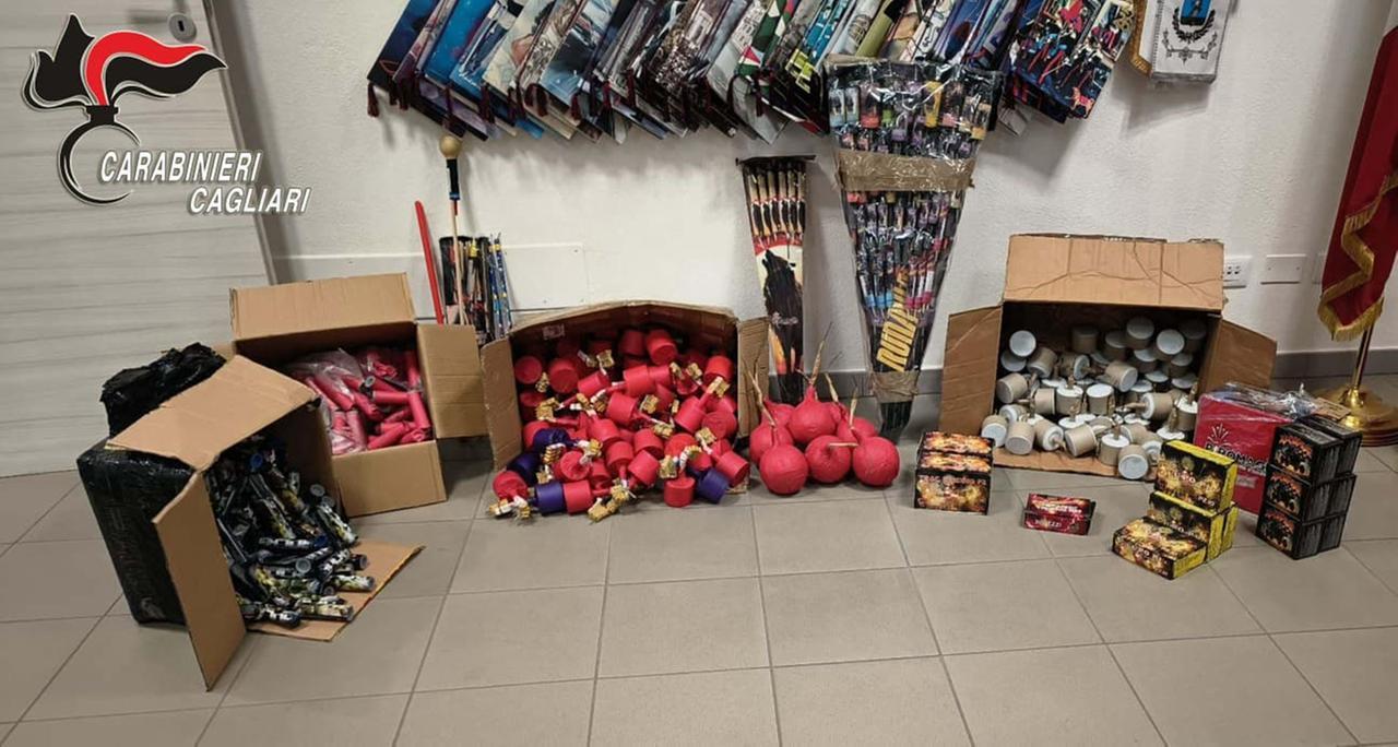 Detenzione e fabbricazione abusiva di bombe carta, candelotti, petardi e fuochi d’artificio: arrestato un 37enne