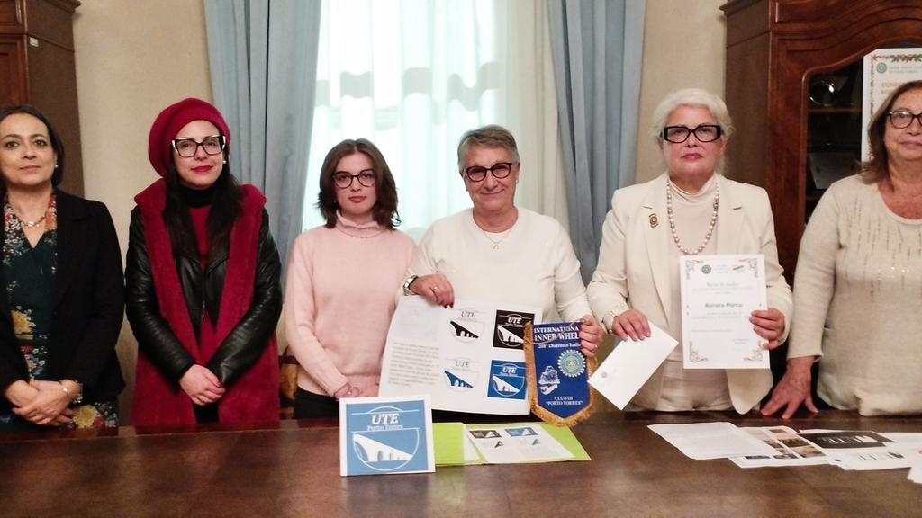 Ha 17 anni, vince il concorso per il logo dell’Unitre