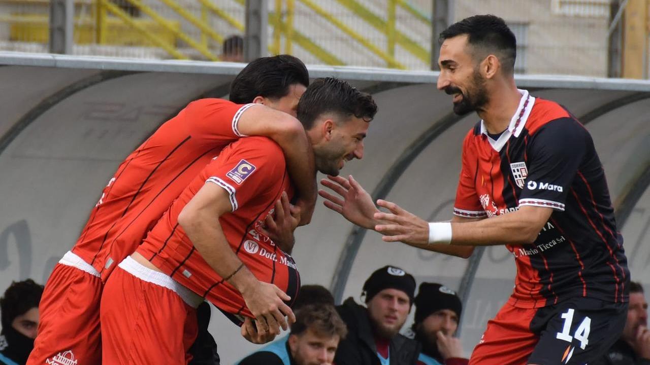 Torres-Arezzo 1-1: LE PAGELLE