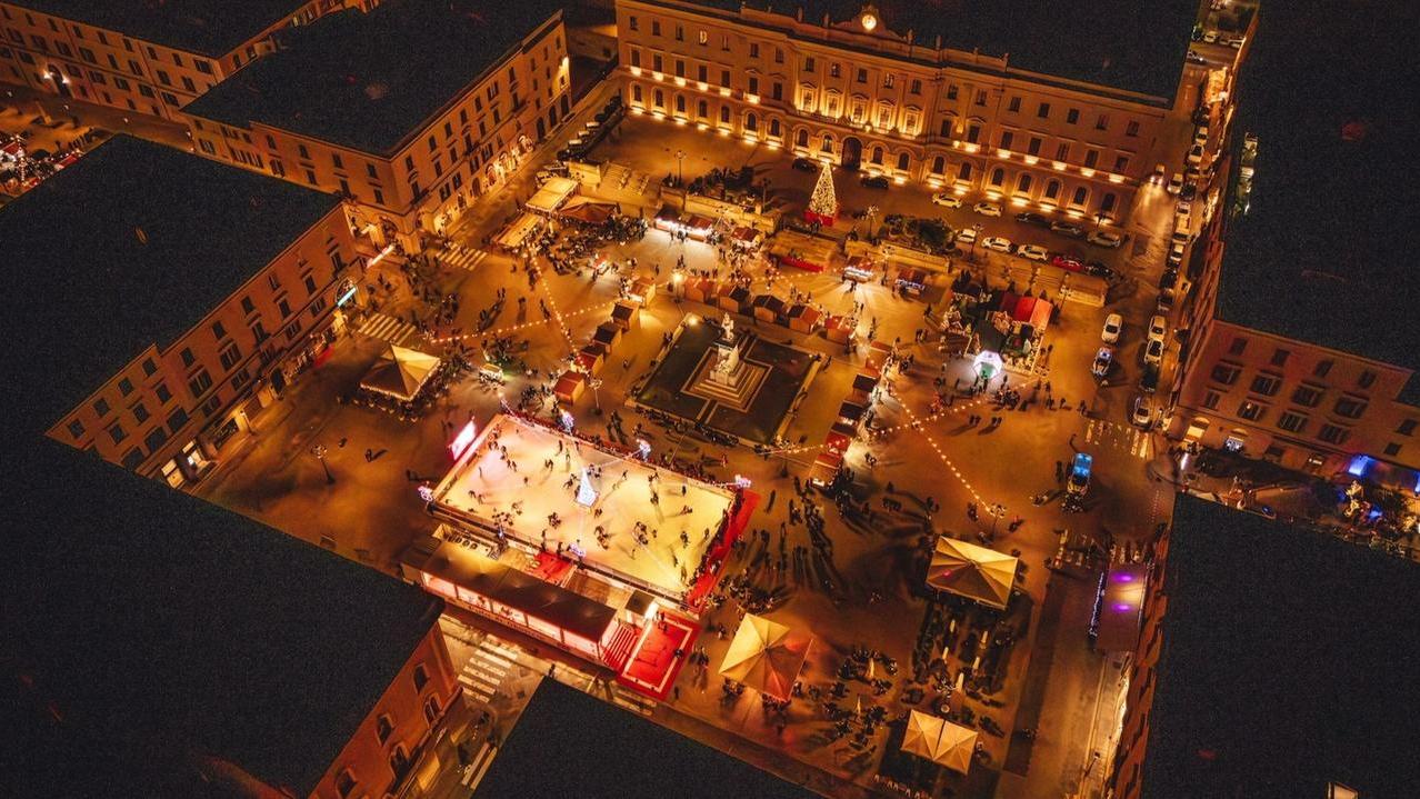 Piazza d'Italia (foto Alessandro Zaccaro)