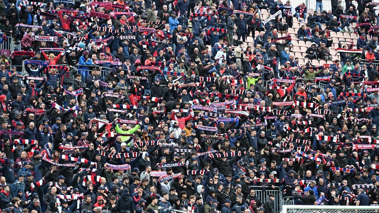 Cagliari-Pisa (foto di Mario Rosas)