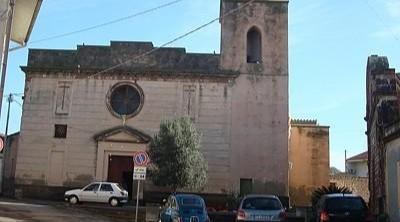 
	La chiesa parrocchiale di Solarussa

