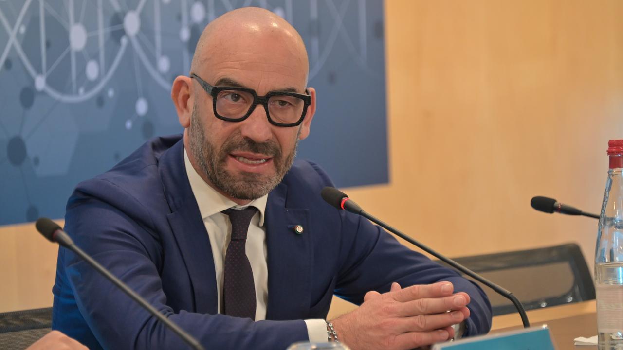 L'infettivologo Matteo Bassetti