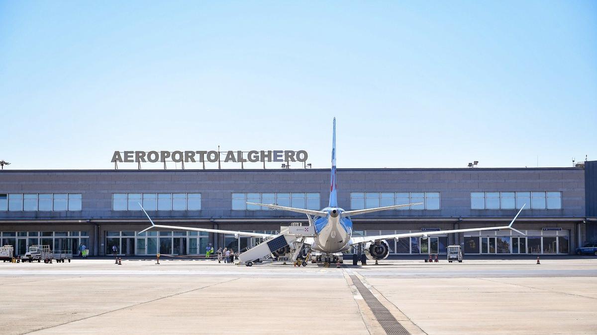 Aeroporto di Alghero, si vola verso una nuova rotta: ecco dettagli e tariffe