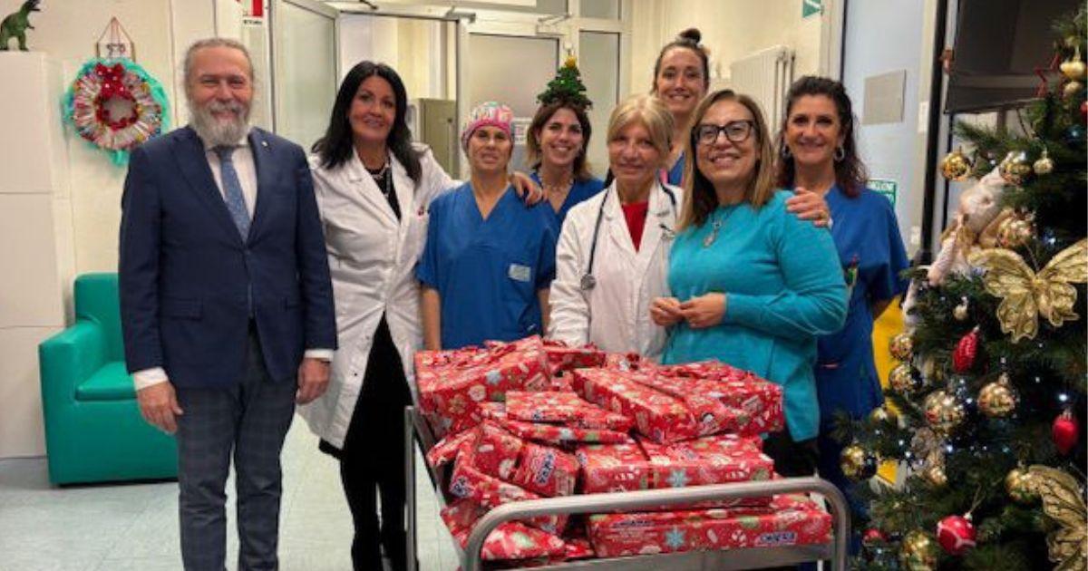Pisa, l’Ancri porta doni ai bimbi in ospedale