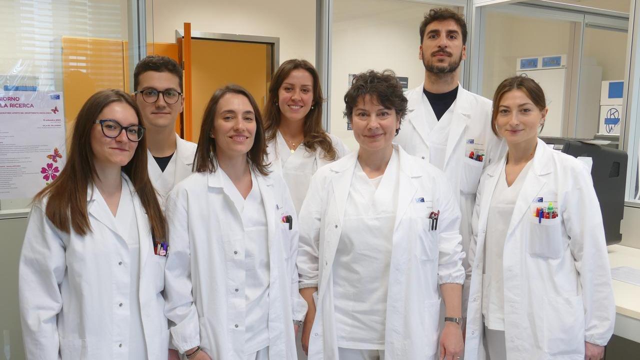 Lo staff della Patologia molecolare oncologica del Santo Stefano
