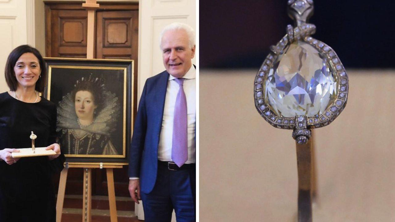 Giani e Manetti con il diamante e un ritratto della Granduchessa Maria Maddalena d’Austria