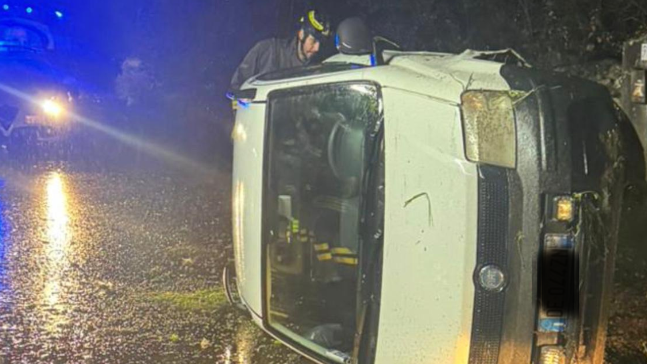 Perde il controllo dell’auto, 32enne in ospedale