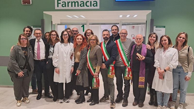 
	Il taglio del nastro

