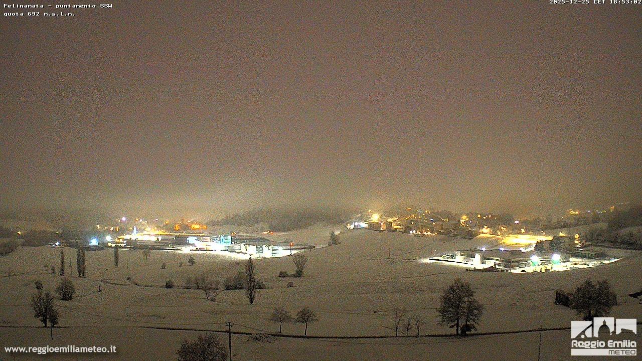 Maltempo, la neve è arrivata: dall’alto Crinale fino a Casina e alle colline il paesaggio è imbiancato a Natale