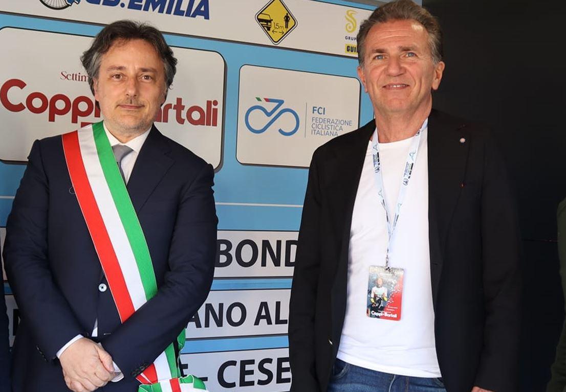 
	Il sindaco Simone Saletti e l'assessore Marco Vincenzi

