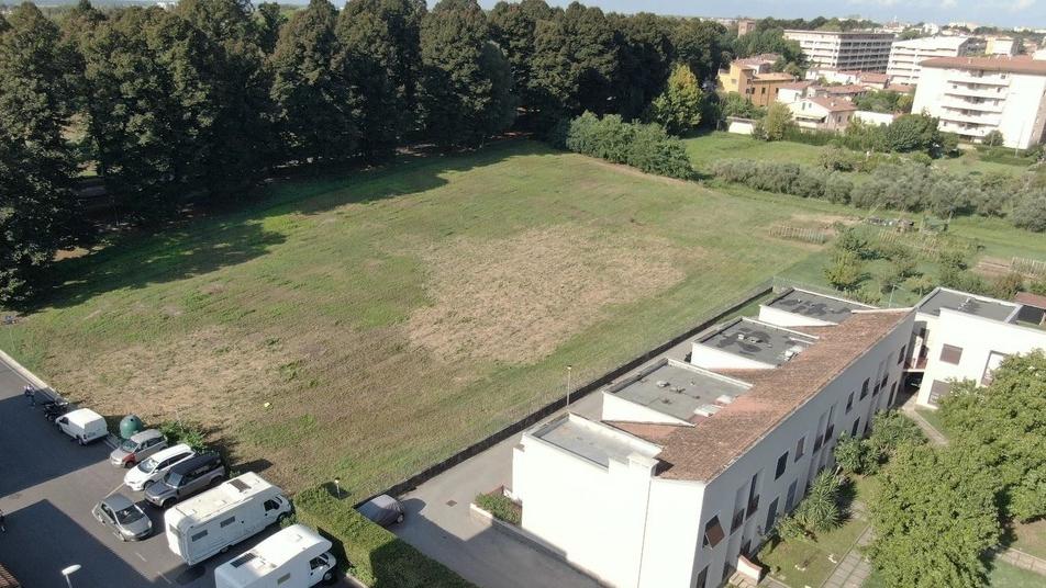 Pisa, parcheggi in via Rindi e Piagge più un altro “sopraelevato”<br type="_moz" />