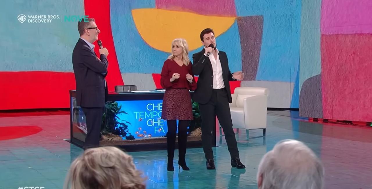 Da Los Angeles a Che tempo che fa, il fischio di Jack Scano conquista la tv italiana – VIDEO