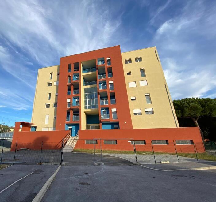 Piombino, pronti i palazzoni in via Pertini: quando si andrà nelle case