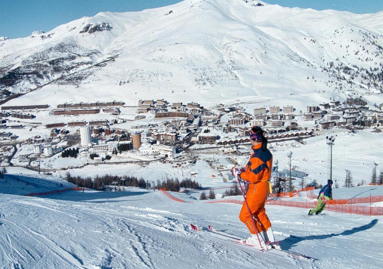 Montagne innevate, relax e piste da sci: da Livigno a Courmayer, ecco i costi delle località più gettonate per Capodanno