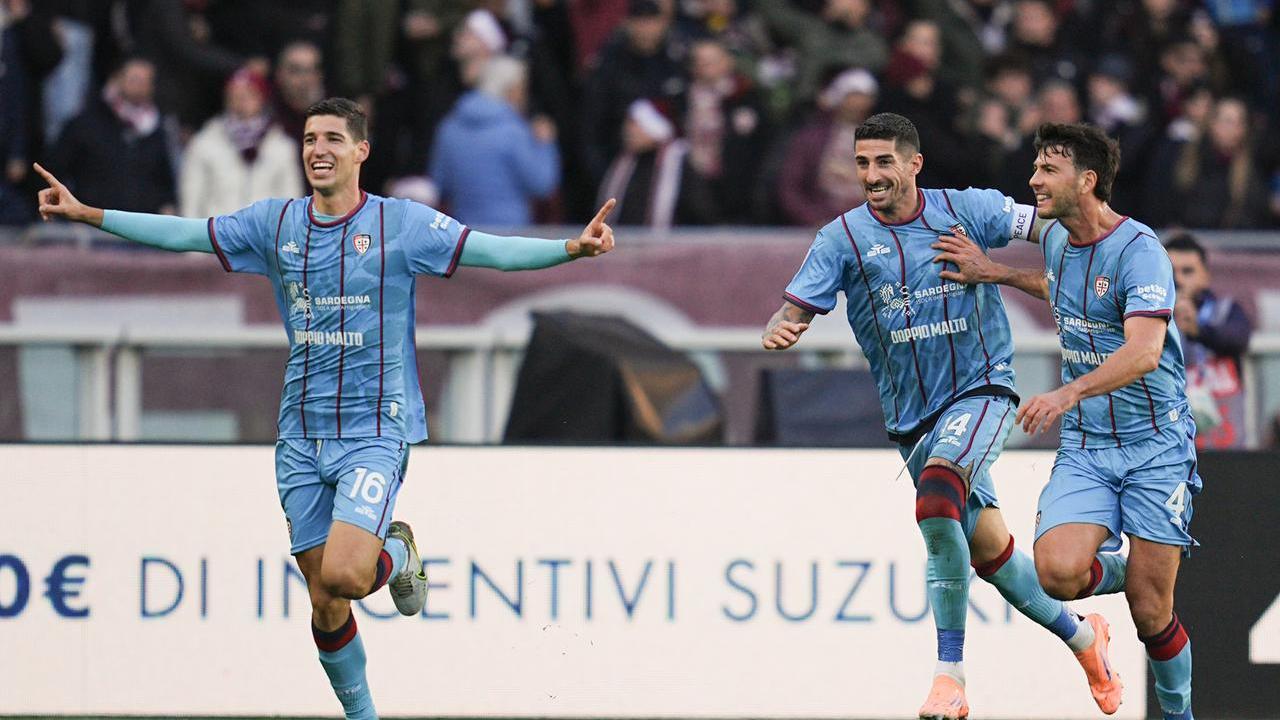 <strong>Matteo Prati</strong> festeggia il gol del pareggio del Cagliari