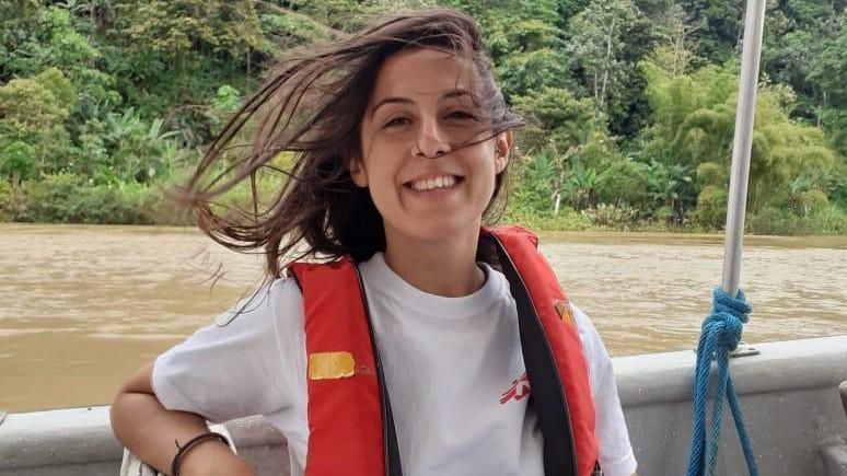 L’ostetrica Giulia Cadeddu, l’importanza di salvare una vita: «Amo lavorare dove c’è bisogno»