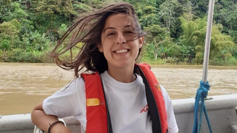 L’ostetrica Giulia Cadeddu, l’importanza di salvare una vita: «Amo lavorare dove c’è bisogno»