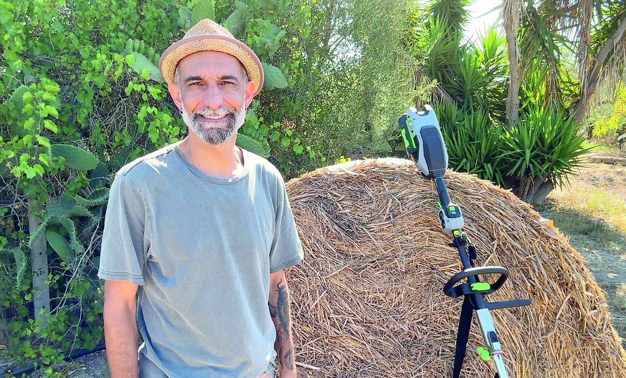 Alessandro “Diablo” Spedicati, dalla musica al decespugliatore: «Ero di moda, ora vivo in campagna»