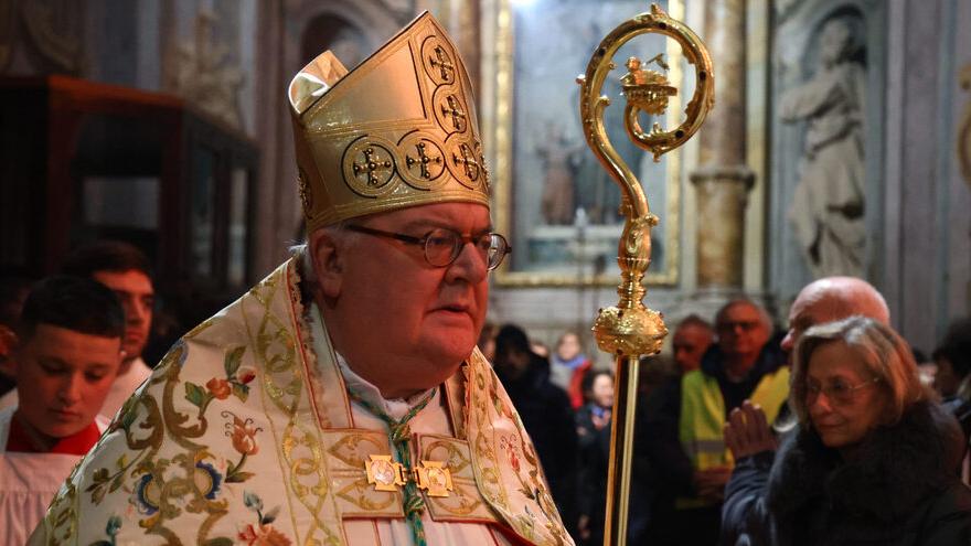 Ferrara, il vescovo: «Migranti, basta pregiudizi alimentati da interessi politici»