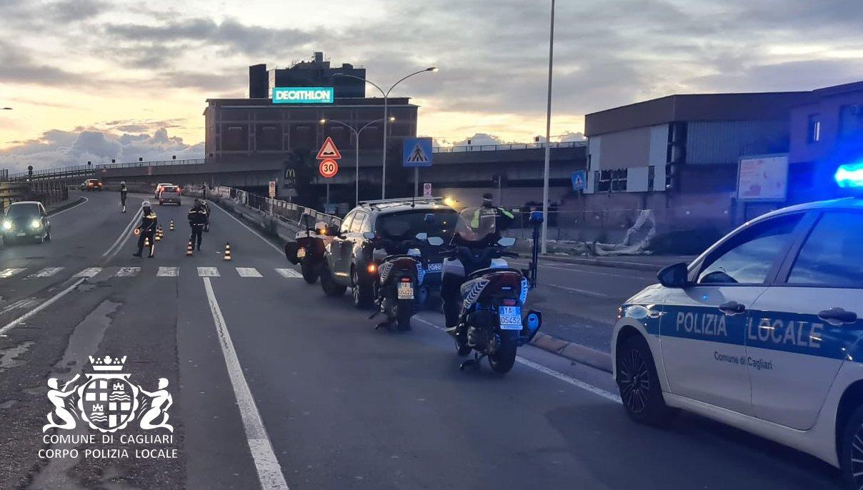 Investì con l’auto una donna alla vigilia di Natale: si costituisce il pirata della strada