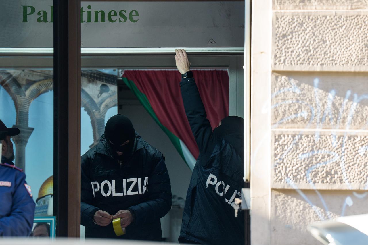 Fondi ad Hamas, uno degli arrestati ha trenta appartamenti nel Reggiano