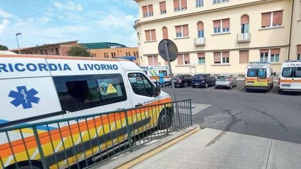 Volontari aggrediti a Livorno, arrivano le scuse: «Ero preoccupata per mio figlio»<br>