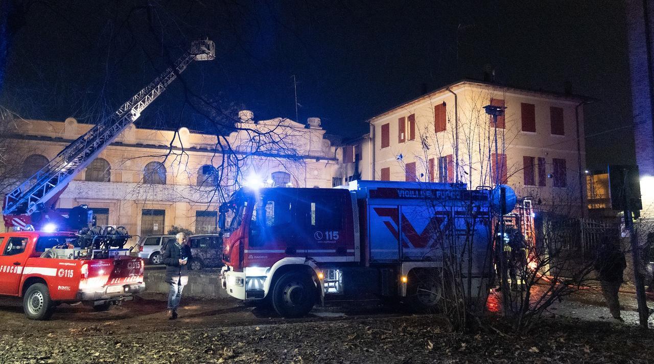 Incendio all’ex cinema Scala, ipotesi senzatetto