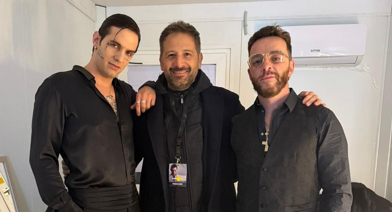 Capodanno ad Arzachena, Salmo abbraccia Achille Lauro