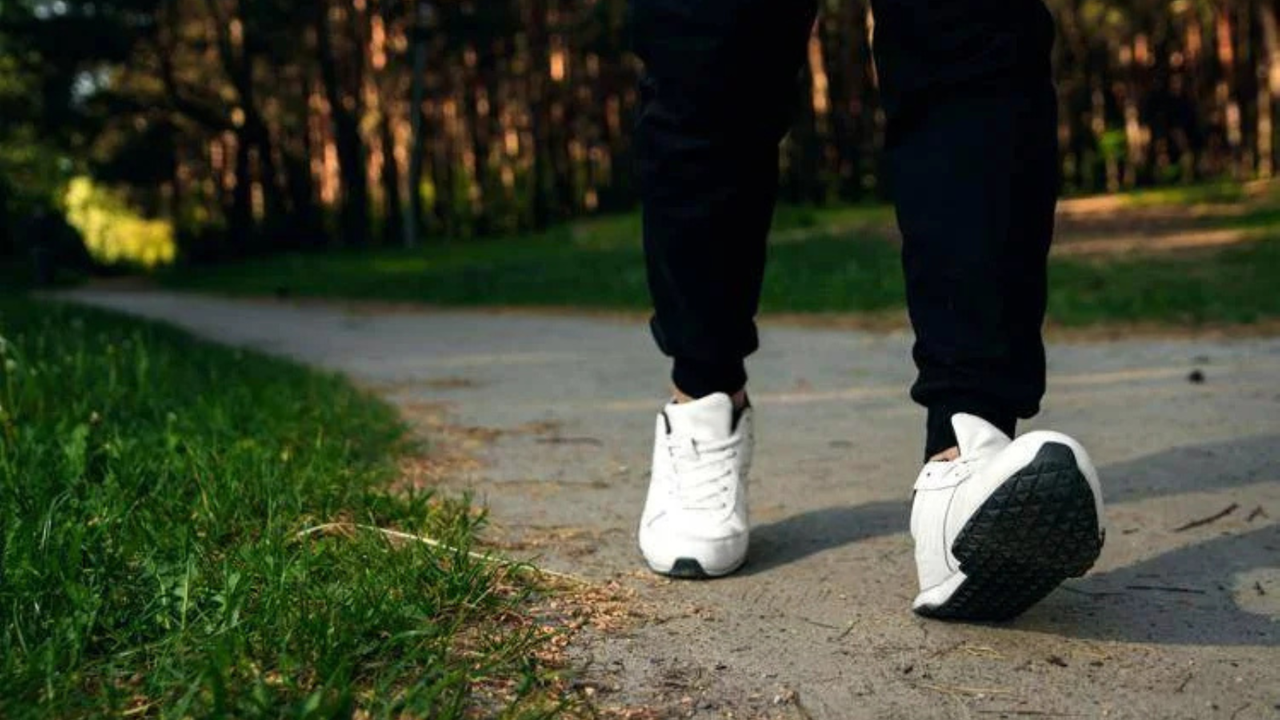 Feste finite? Ecco come smaltire i chili dei cenoni con 8 semplici regole