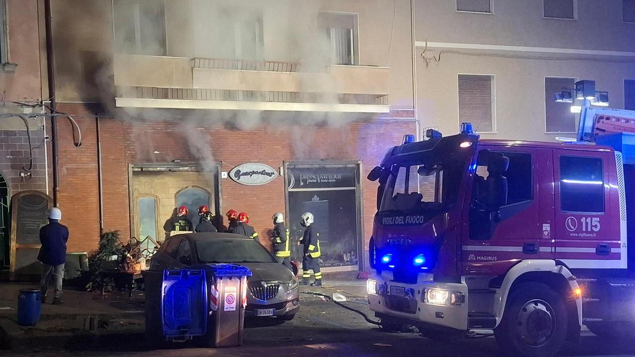 Incendio nel negozio Passepartout, in poche ore raccolta fondi da record