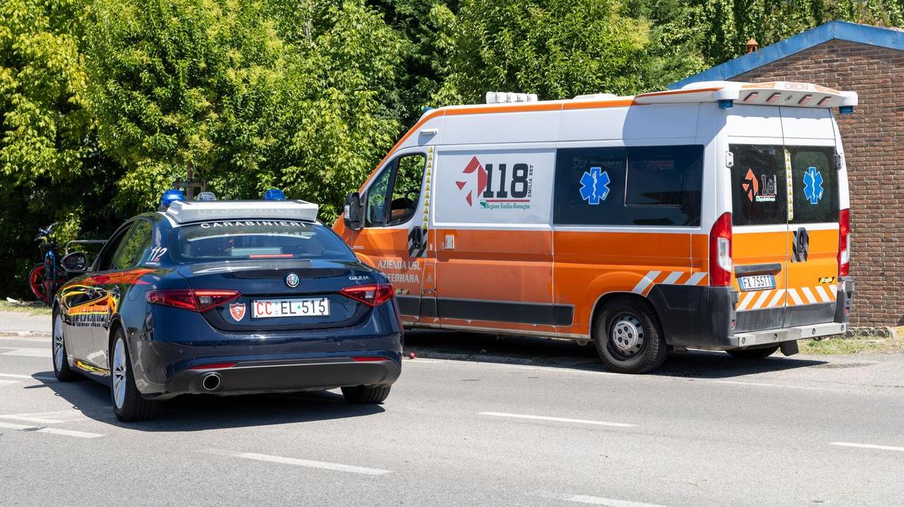 Mano amputata dopo lo scoppio del petardo a Pieve di Cento, è giallo: aperta un’indagine