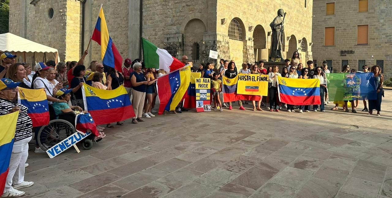 I venezuelani pavullesi tra gioia e timori: «Evitare una deriva di violenza»