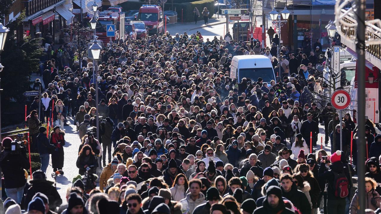 La messa commemorativa a Crans Montana