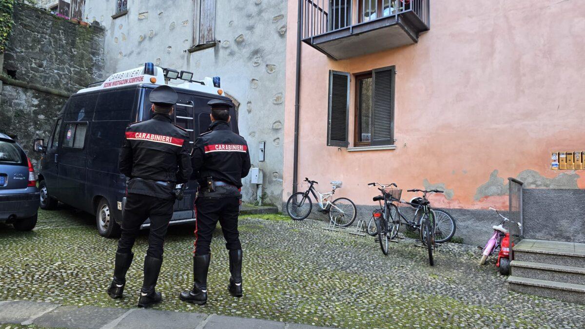 Uomo accoltella la moglie al collo al culmine di una lite: è grave