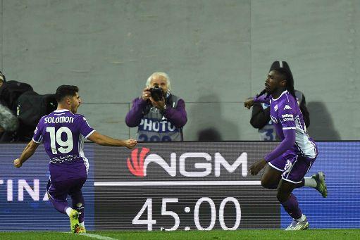 
	Moise Kean festeggia col nuovo acquisto Manor Solomon

