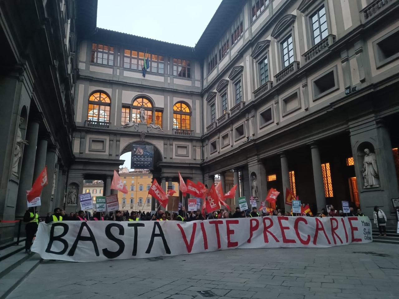 Firenze, i precari degli Uffizi reclamano un lavoro vero